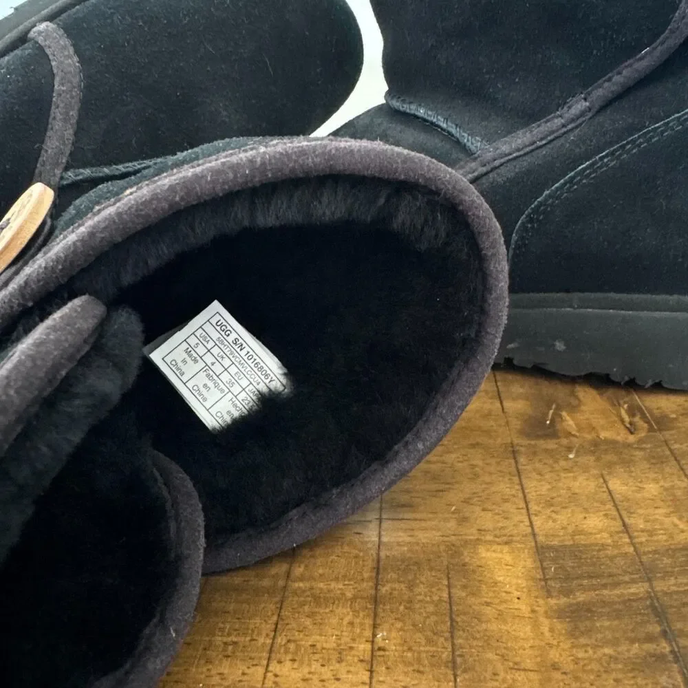 UGG Australia Black Sheepskin Suede Wrap Button Short Boots Women's US 5